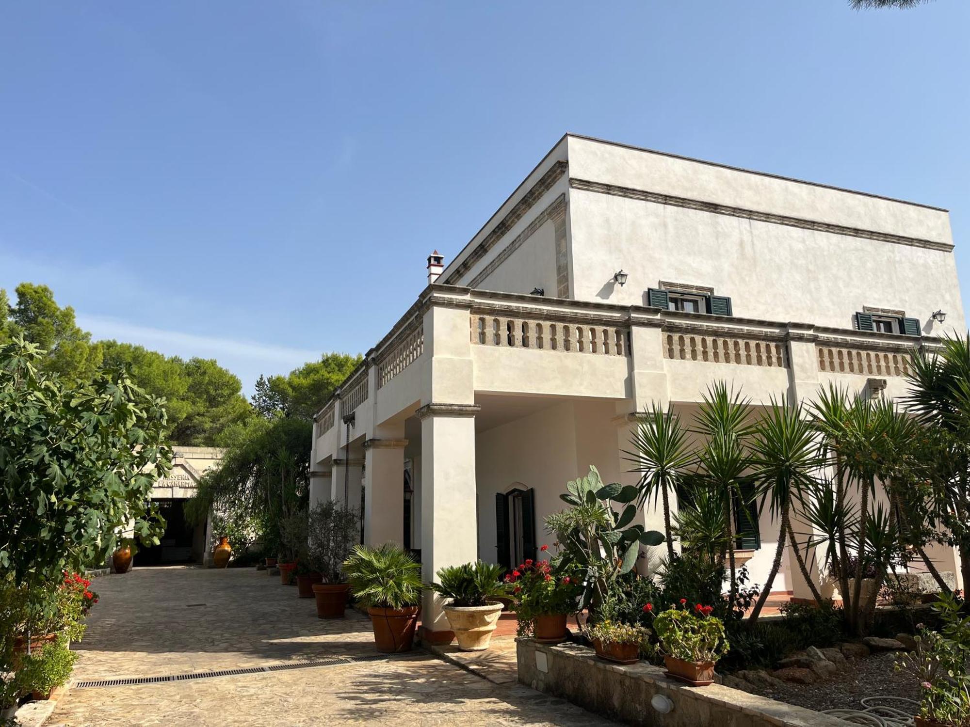 Masseria La Camardia Sava Exteriör bild